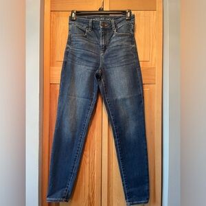 American Eagle Blue Jeans Size 0 Short in Women’s